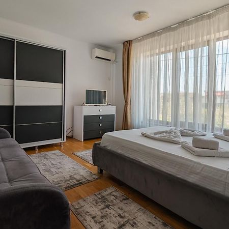 Hella Apartament Mamaia-Nord Năvodari Eksteriør billede